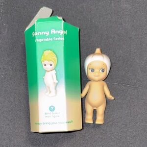Sonny Angel Vegetable Series Mini Figure (Garlic)